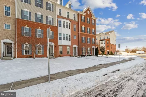 43837 Centergate Dr, Ashburn, VA 20148 photo 4