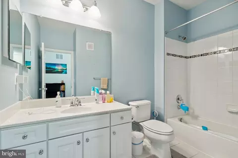 43837 Centergate Dr, Ashburn, VA 20148 photo 20