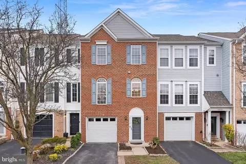 44112 Tippecanoe Ter, Ashburn, VA 20147