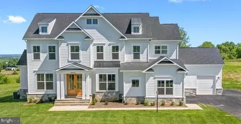 18068 Maintree Farm Ct, Leesburg, VA 20175
