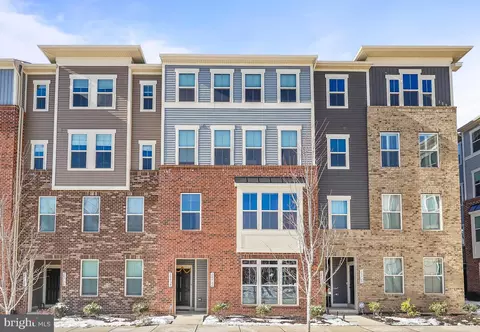 24732 Monk Meadows Ter, Sterling, VA 20166