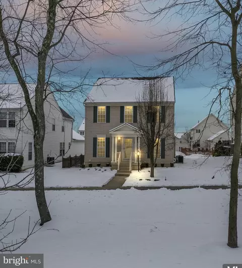 30 Lovett Dr, Lovettsville, VA 20180