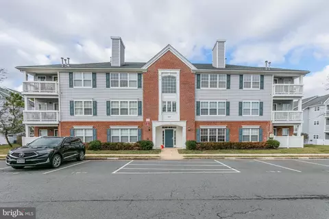 645 Constellation Sq SE #J, Leesburg, VA 20175