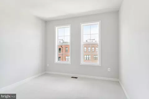 43536 Jefferson Park St, Ashburn, VA 20148