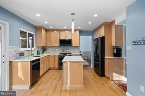 21041 Willowbrook Dr, Ashburn, VA 20147 photo 8