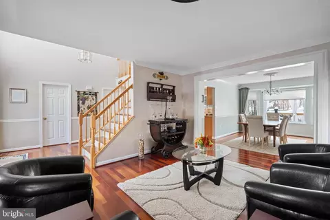 21041 Willowbrook Dr, Ashburn, VA 20147 photo 6