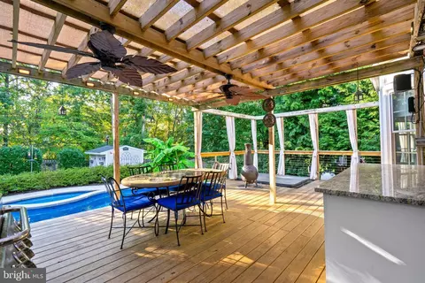 21041 Willowbrook Dr, Ashburn, VA 20147 photo 27
