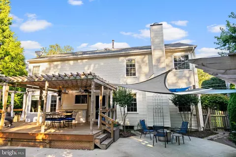 21041 Willowbrook Dr, Ashburn, VA 20147 photo 26