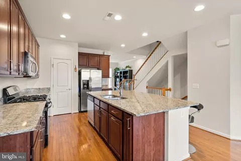 43891 Eastgate View Dr, Chantilly, VA 20152 photo 15