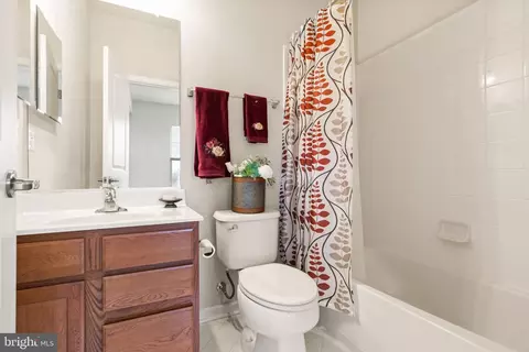 43891 Eastgate View Dr, Chantilly, VA 20152 photo 11