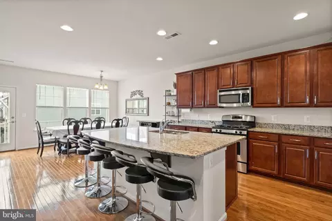 43891 Eastgate View Dr, Chantilly, VA 20152 photo 13