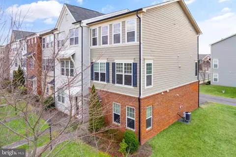 43891 Eastgate View Dr, Chantilly, VA 20152 photo 4