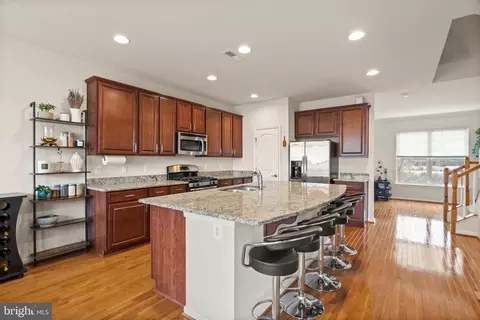 43891 Eastgate View Dr, Chantilly, VA 20152 photo 14