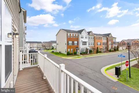 43891 Eastgate View Dr, Chantilly, VA 20152 photo 22