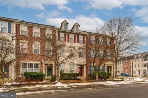 26027 Murrey Dr, Chantilly, VA 20152