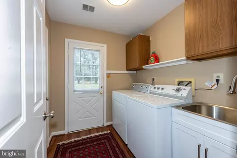 Other - 6 Foxmore Ct, Sterling, VA 20165 photo 2 of 8
