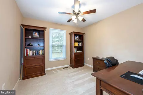 Other - 6 Foxmore Ct, Sterling, VA 20165 photo 4 of 8