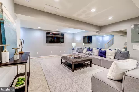 44236 Ginghamsburg Pl, Ashburn, VA 20147 photo 40