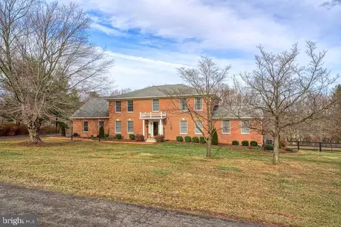 14080 Gusty Knoll Ln, Leesburg, VA 20176