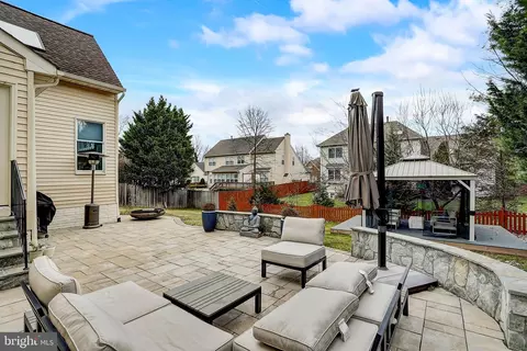 43755 Carson Ct, Ashburn, VA 20147 photo 10