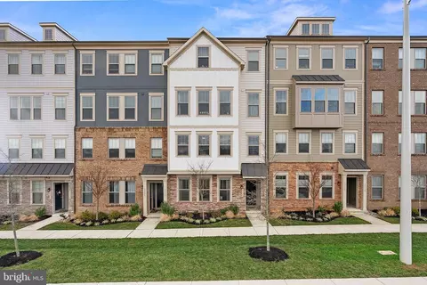 2224 Abboccato Ter SE, Leesburg, VA 20175