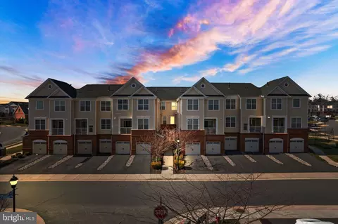 23297 Southdown Manor Ter #116, Ashburn, VA 20148