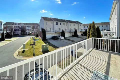 View/Area - 42915 Pamplin Ter, Chantilly, VA 20152 photo 1 of 1
