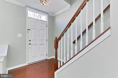 Entry Way - 42915 Pamplin Ter, Chantilly, VA 20152 photo 2 of 4