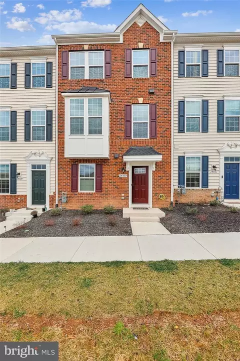 24579 Pommel Ter, Sterling, VA 20166