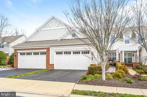 44432 Cruden Bay Dr, Ashburn, VA 20147
