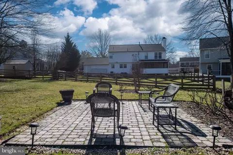 Exterior - 43945 Tavern Dr, Ashburn, VA 20147 photo 12 of 14
