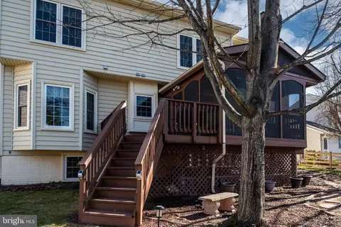 Exterior - 43945 Tavern Dr, Ashburn, VA 20147 photo 14 of 14