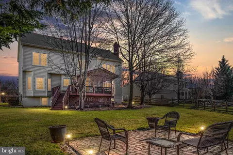 Exterior - 43945 Tavern Dr, Ashburn, VA 20147 photo 3 of 14