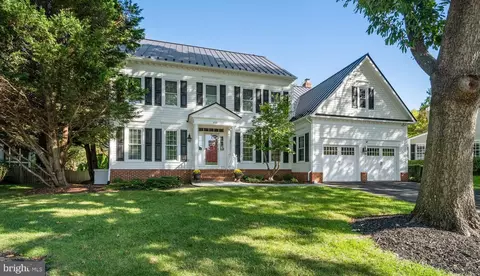 410 Meade Dr SW, Leesburg, VA 20175