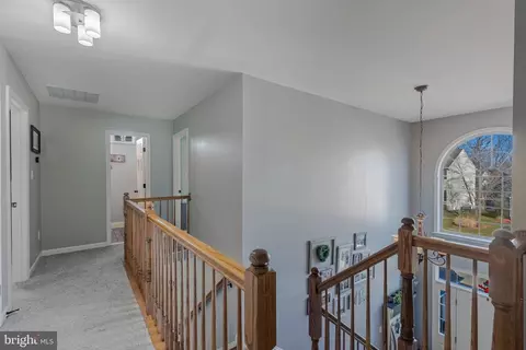 Entry Way - 43349 Wintersrun Ct, Ashburn, VA 20147 photo 4 of 4