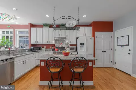 Kitchen - 43349 Wintersrun Ct, Ashburn, VA 20147 photo 1 of 6