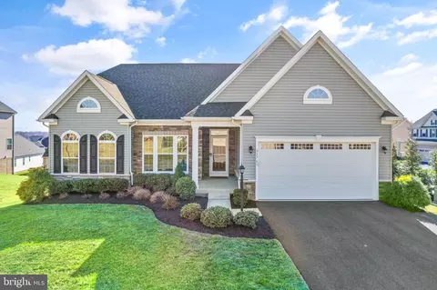 35761 Finn Valley Ln, Round Hill, VA 20141