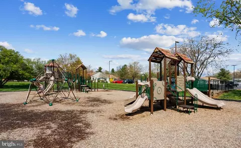 31 Biscayne Pl, Sterling, VA 20164 photo 54
