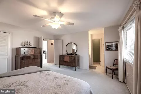 31 Biscayne Pl, Sterling, VA 20164 photo 31