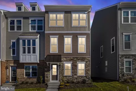 42608 Pitlochry Ter, Sterling, VA 20166