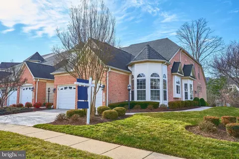 20891 Queens Quilt Sq, Sterling, VA 20165