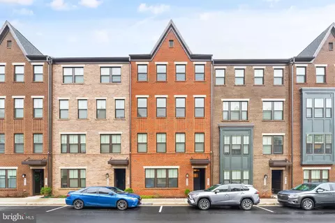 43423 Stonewood Crossing Ter, Ashburn, VA 20148