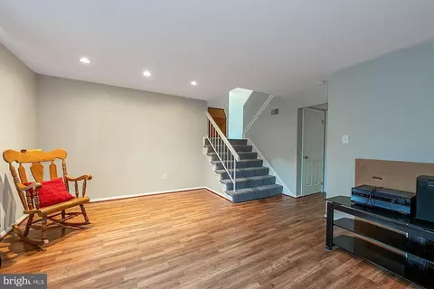 Living - 221 E Juniper Ave, Sterling, VA 20164 photo 3 of 3
