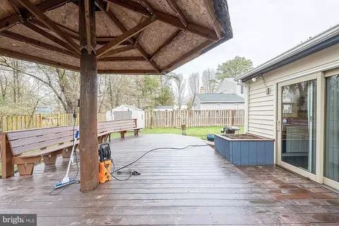 Exterior - 221 E Juniper Ave, Sterling, VA 20164 photo 7 of 12