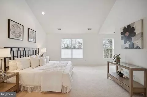 Bedroom - 43583 Dunhill Cup Sq, Ashburn, VA 20147 photo 3 of 5