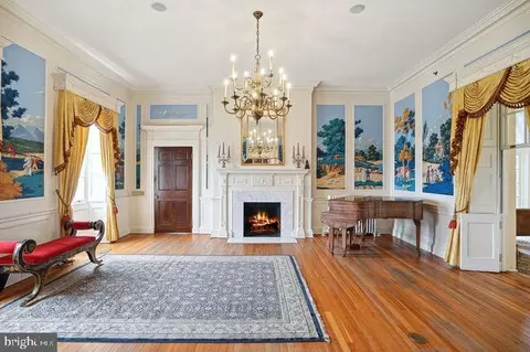 Living - 43583 Dunhill Cup Sq, Ashburn, VA 20147 photo 6 of 7