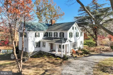 39595 Weatherlea Farm Ln, Lovettsville, VA 20180