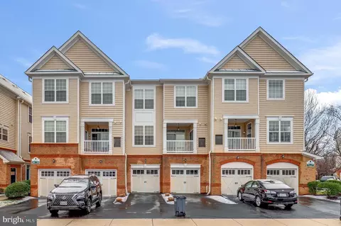 43371 Locust Dale Ter #107, Ashburn, VA 20147