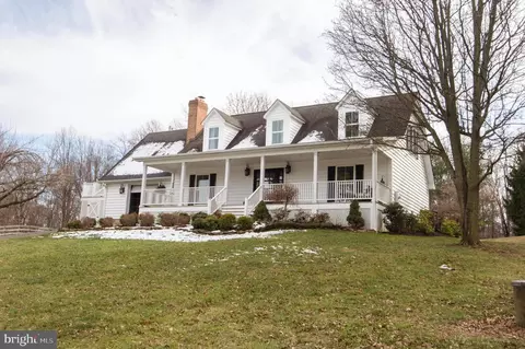 36531 Kidwell Rd, Hillsboro, VA 20132