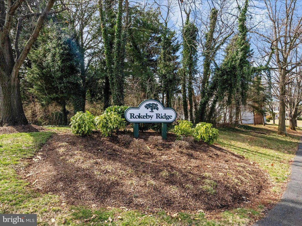 View/Area - 124 Hamilton Rd, Sterling, VA 20165 photo 2 of 2